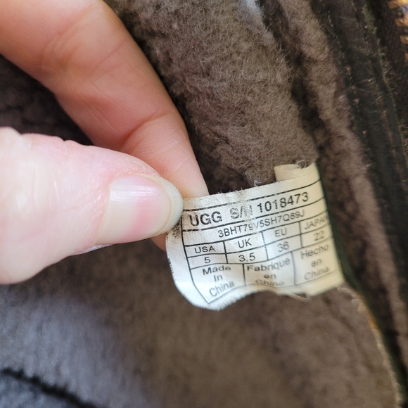 Ugg boots, size 5 - Picture 4 of 4